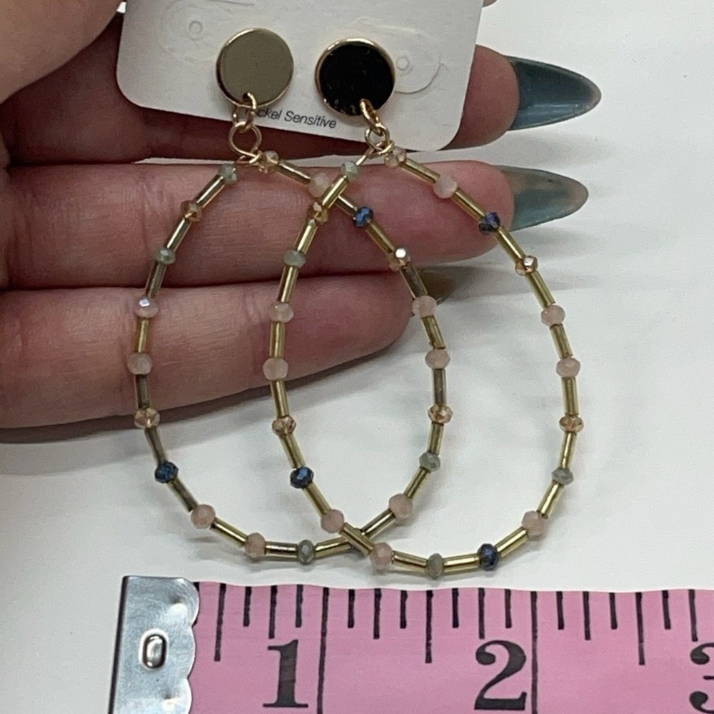 Maurices Beaded Oval Hoop Earrings Gold Tone Pink Blue Gray Boho‎ 27720945F
